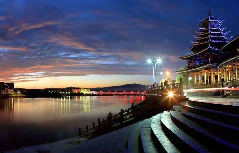 湖南印象，绿意盎然，山水如画